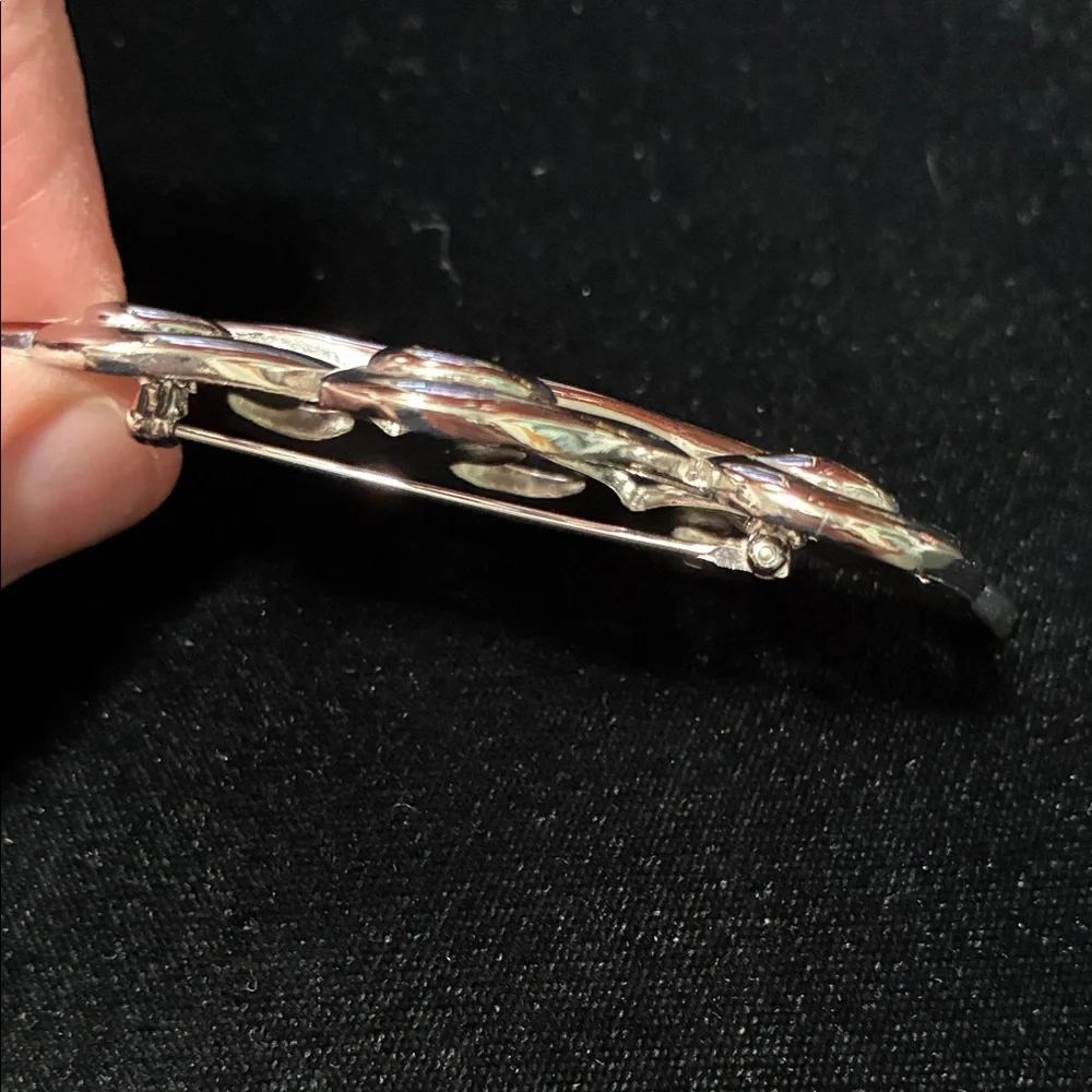 Vintage Silver Trifari Leaf feather Brooch